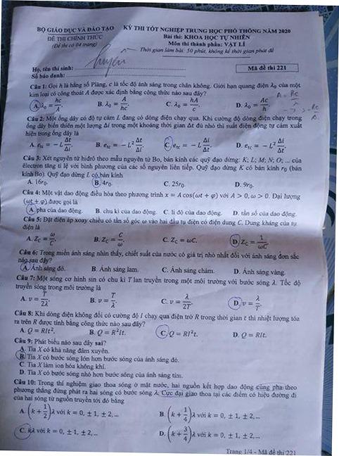 Thi THPTQG 2020: Đề thi và đáp án môn Vật lý mã đề 221