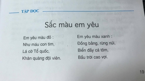 Giải bài tập đọc: Sắc màu em yêu