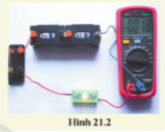  một pin, một công tắc, một biển trở, một đèn LED, một ampe kế.